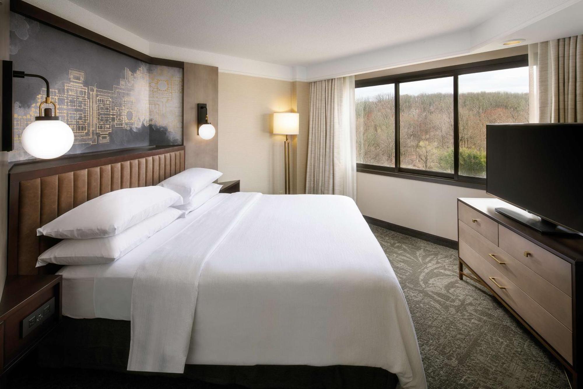 Embassy Suites טייסונס קורנר מראה חיצוני תמונה