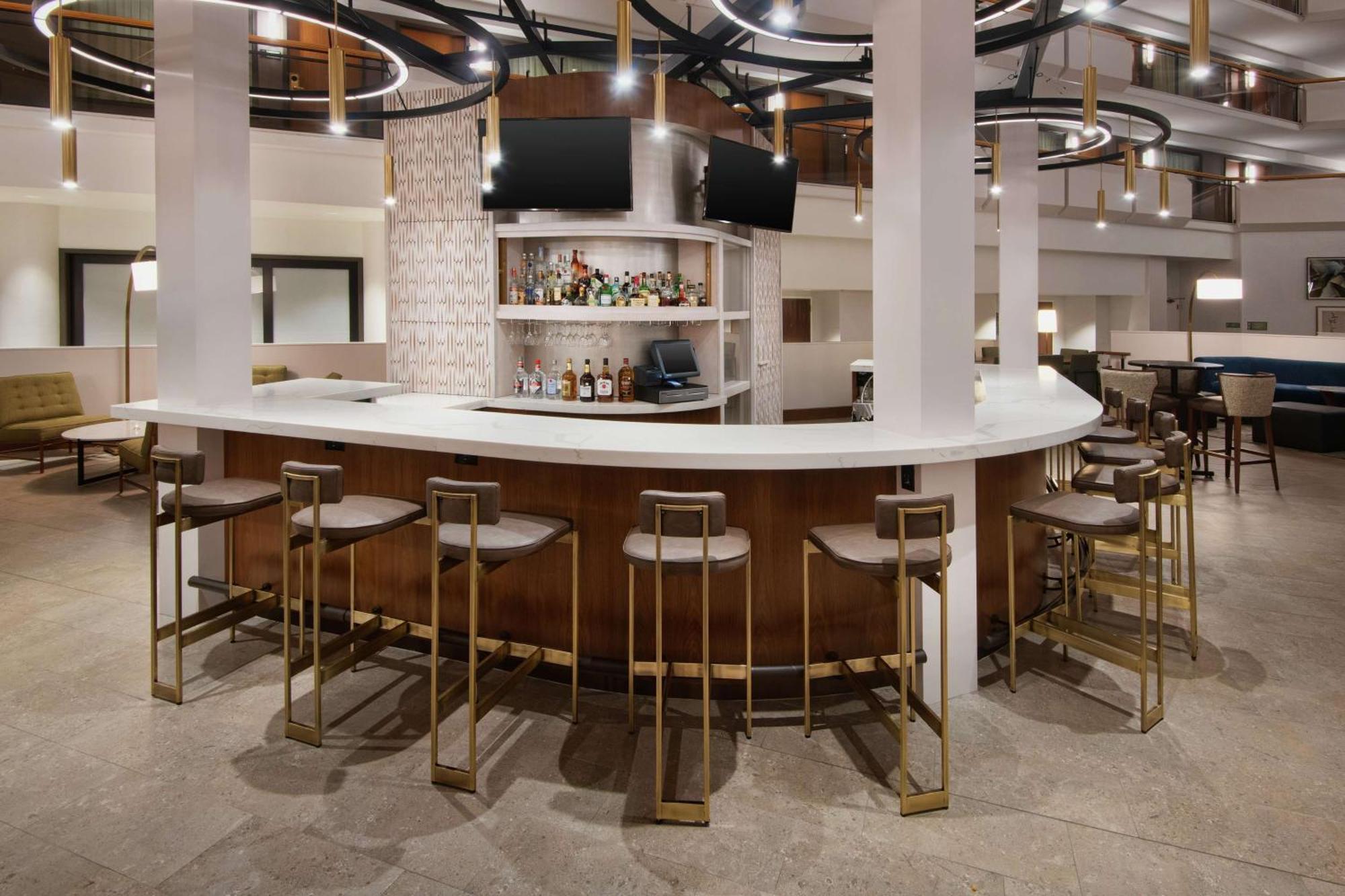 Embassy Suites טייסונס קורנר מראה חיצוני תמונה