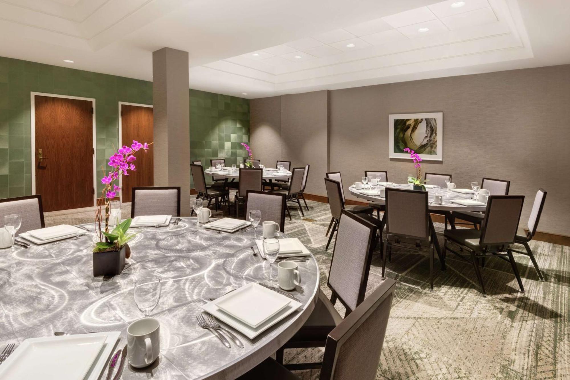 Embassy Suites טייסונס קורנר מראה חיצוני תמונה