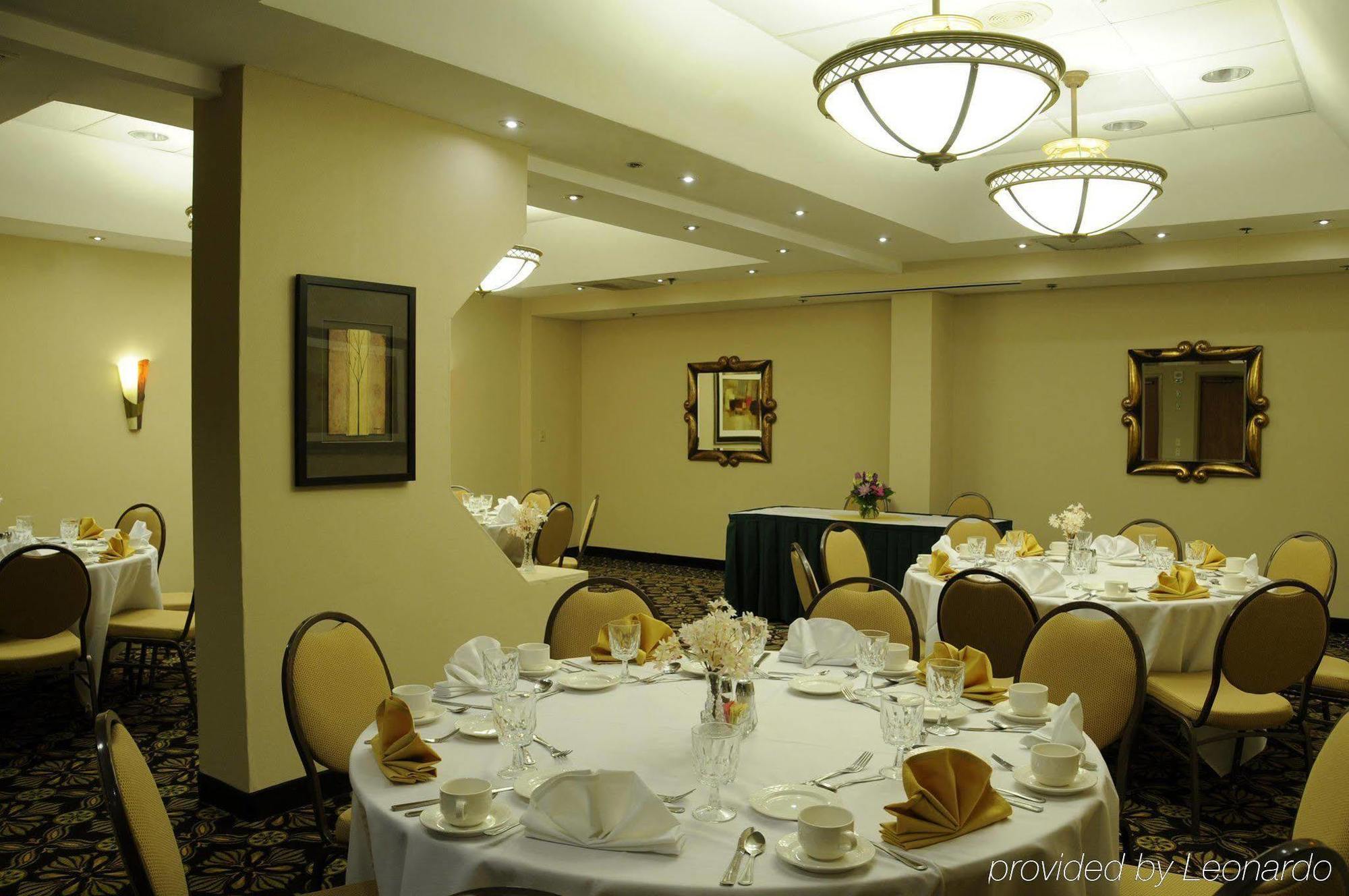 Embassy Suites טייסונס קורנר מסעדה תמונה